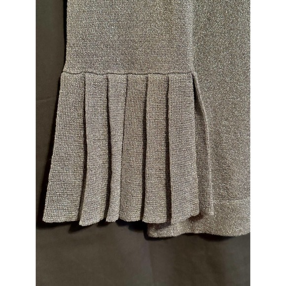 Melissa Paige Silver Metallic Shimmery Silver Top Sz M - Picture 2 of 9